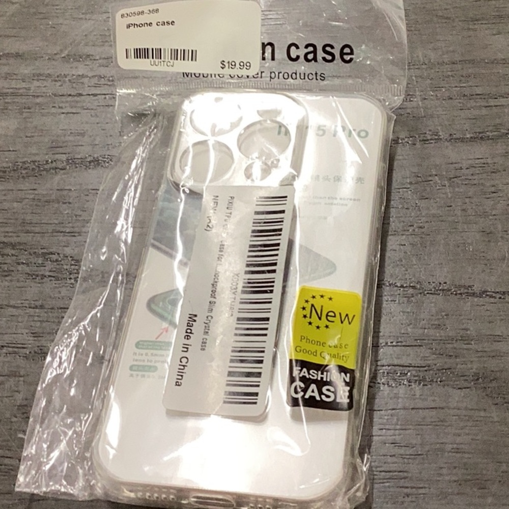 iPhone 15 pro clear phone case